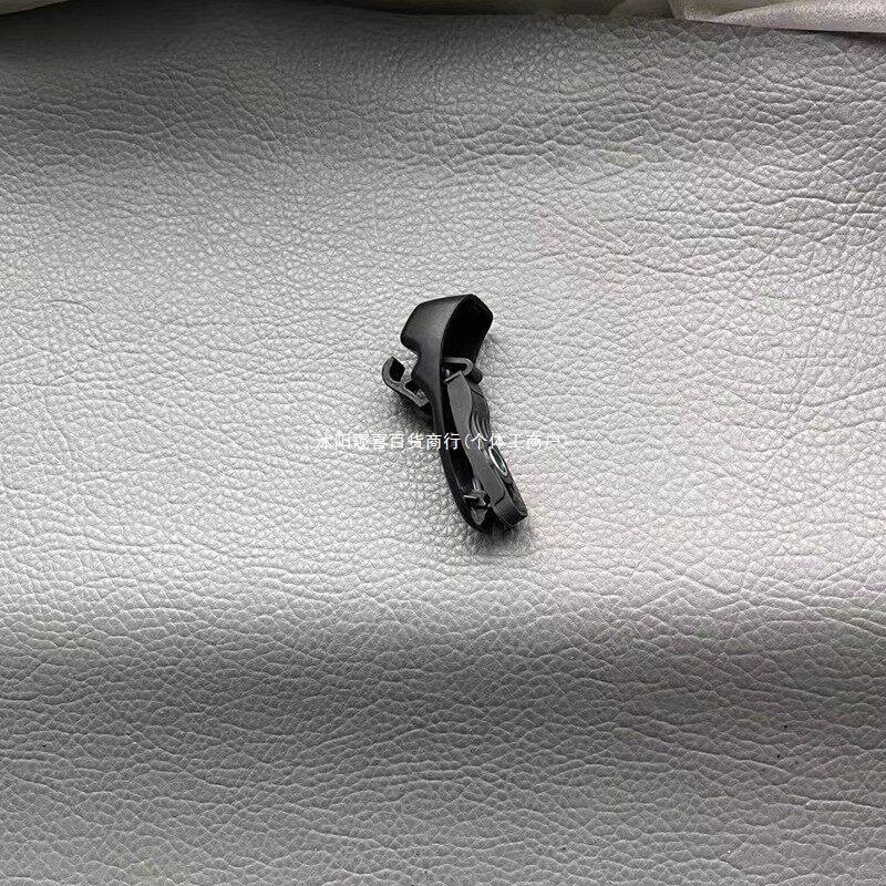 Compatible with Porsche 718 Boxster/Cayman/911 Sun Visor Clips & Vanity Mirror Clips.