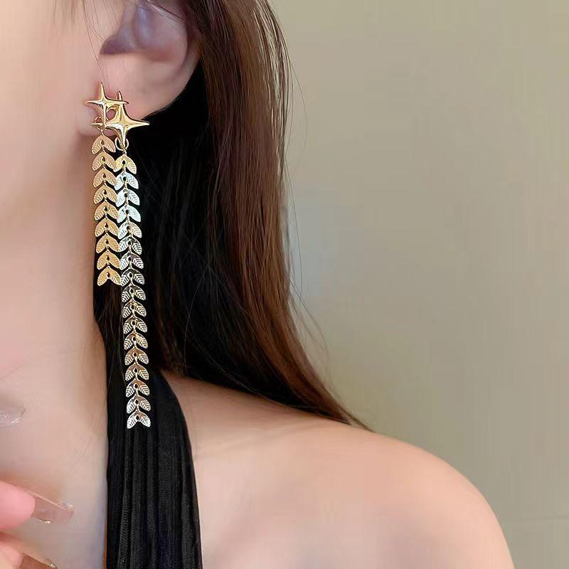 Boucles d'oreilles longues à pampilles en métal, aiguille géométrique en argent 925, boucles d'oreilles en or pour personnes âgées, légères, de luxe, de tempérament, polyvalentes pour femmes