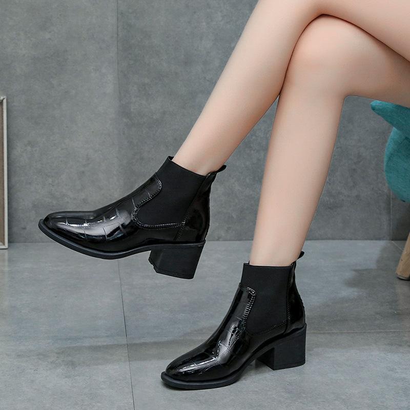 Women's 2024 Autumn/Winter British Lacquer Leather Mid Heel Boots Round Toe High Heels Shiny Leather Women's Boots
