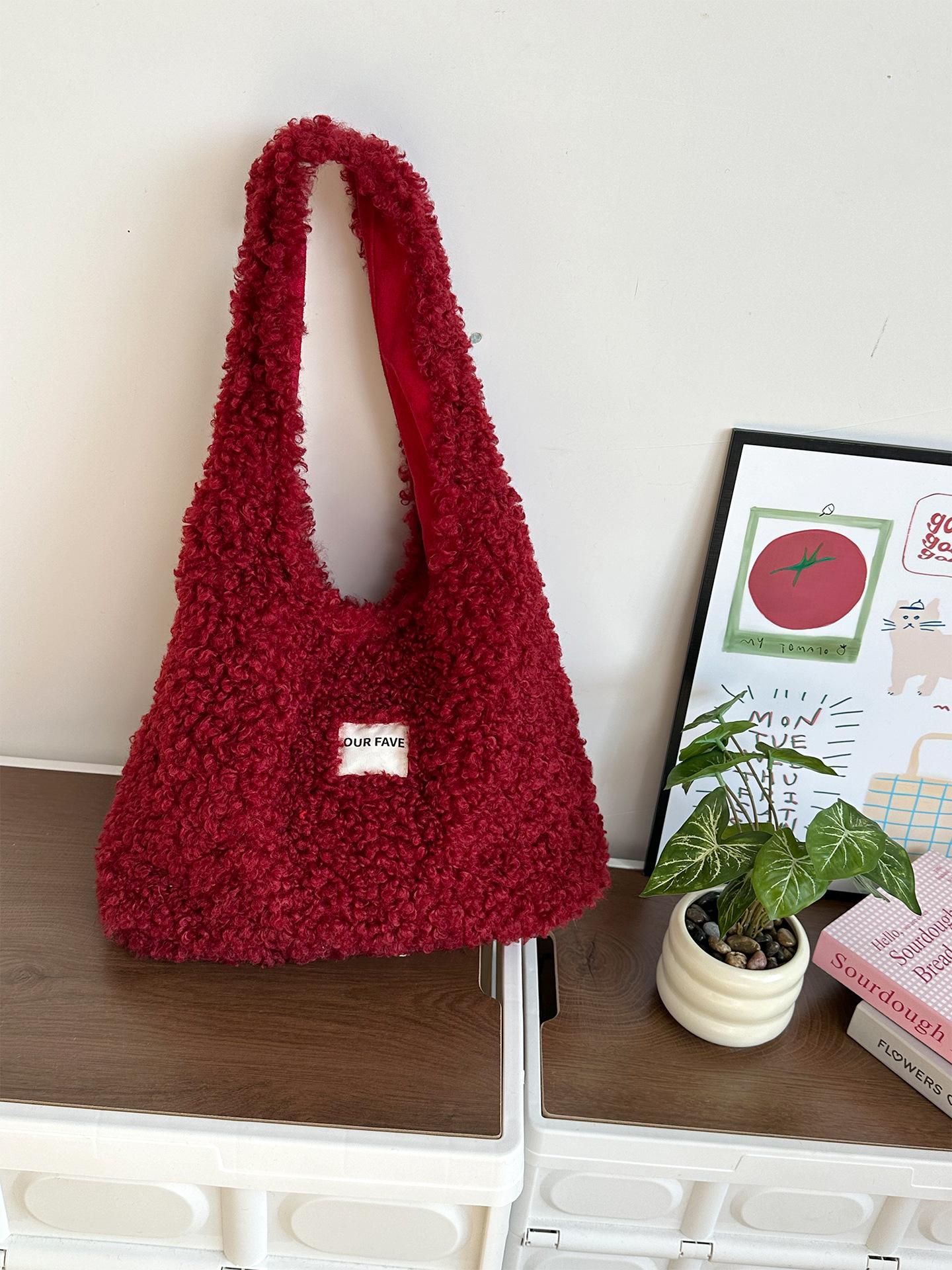 

Simple Solid Color Faux Lamb Wool Women s Shoulder Bags Fall Winter Versatile Female Handbags Large Capacity Ladies Tote Bag красный