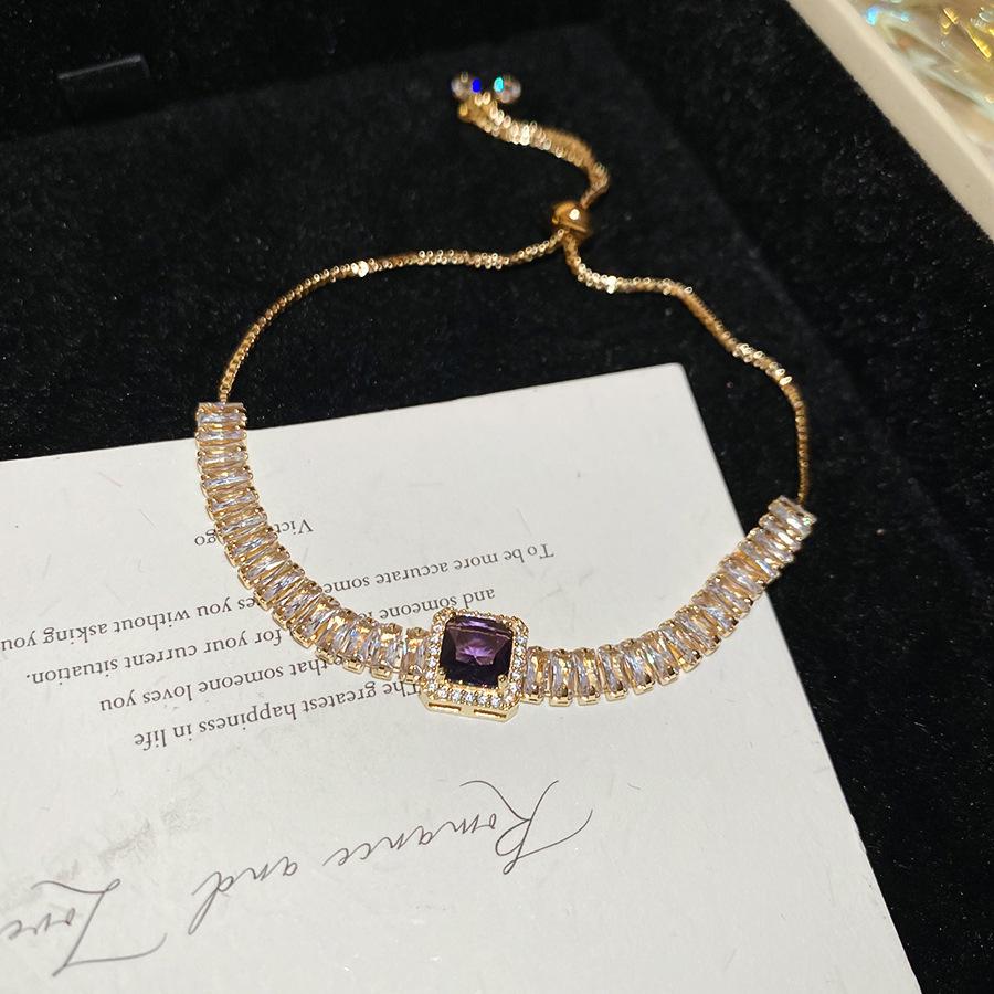 European & American Retro Geometric Zirconia Butterfly Bracelet - Luxurious, Fashionable, Exquisite Hand Jewelry
