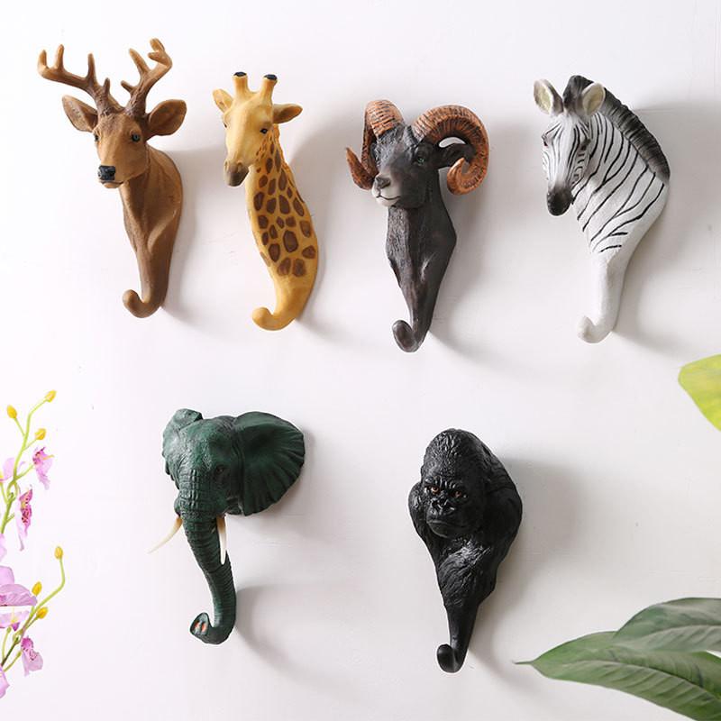 Resin Modern Animal Wall Hooks For Home Office Decor With Giraffe Zebra Designs