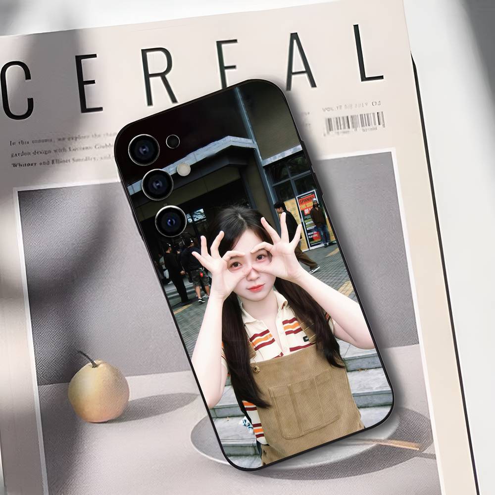 E-Esther Yu Shuxin Phone Case For Samsung S25,S24,S21,S22,S23,S30,Ultra,S20,Plus,Fe,Lite,Soft Black Cover
