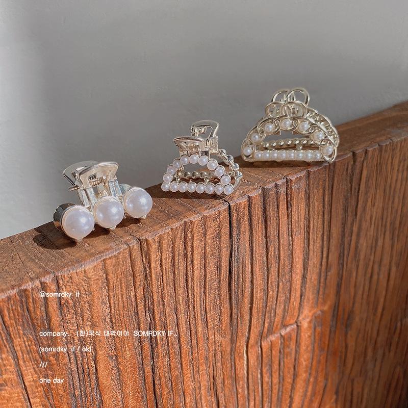 Korean Version of Super Fairy Small Bow Pearl Hairpin Female Simple Personality Side Grab Clip Japanese Cute Internet Celebrity Headgear
