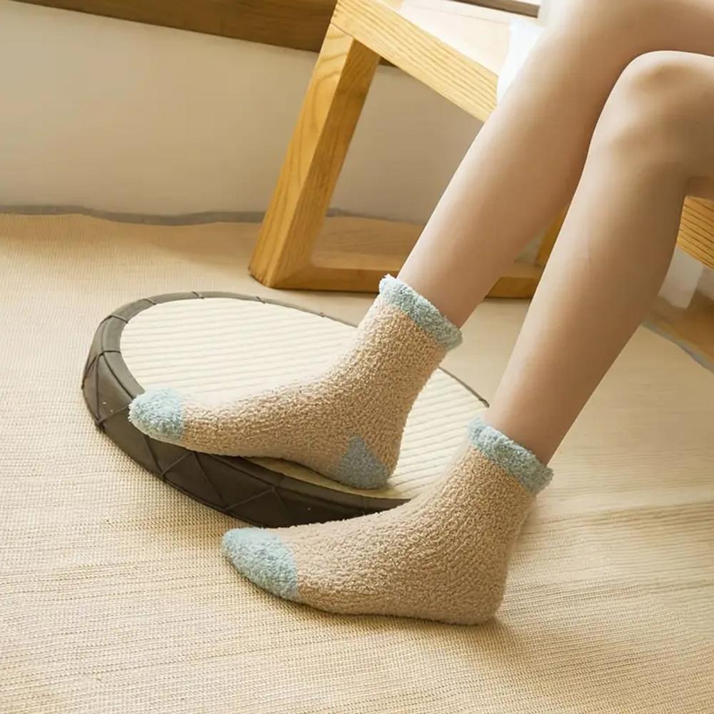 5 Pairs Women's Warm Coral Plush Socks Soft Fluffy Casual Thickened Wool Socks Medium Sleeve Home Girls' Sleeping Floor Socks