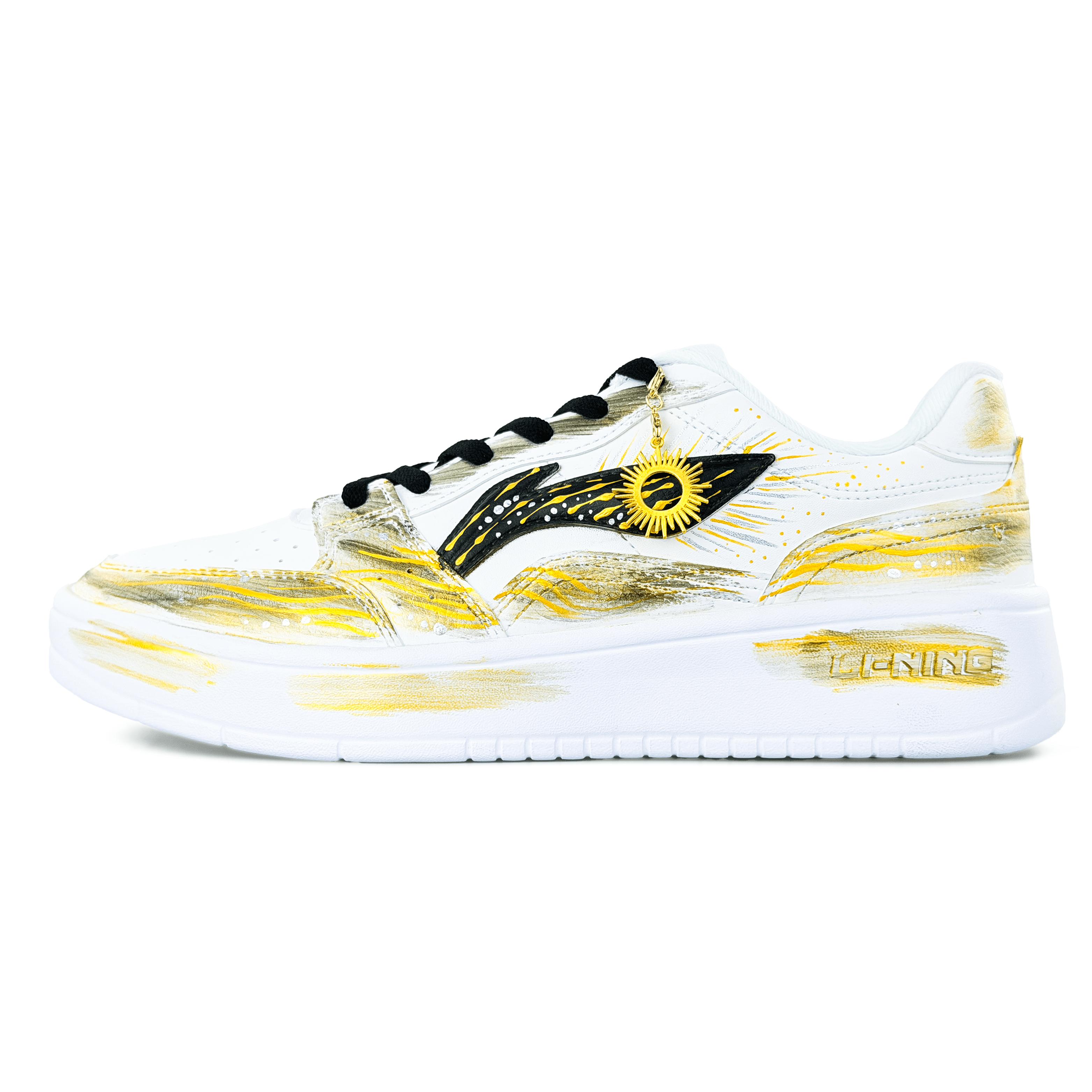 Li Ning Sycee Устойчивые к истиранию Легкие Нескользящие Низкие Скейтбордические кроссовки Мужские Черный Золотой AGCT339-6(Команда1453-) 39