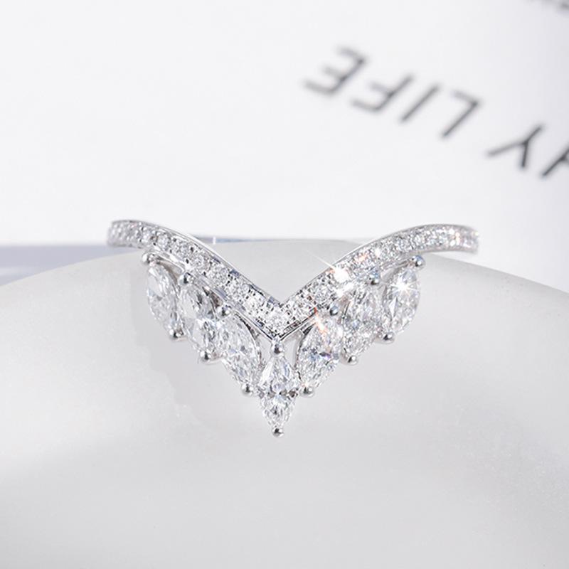 Milangirl Ladies Korean Style V Shaped Geometric Inlaid Water Drop Crystal Zircon Rhinestone Ring for Women Wedding 6