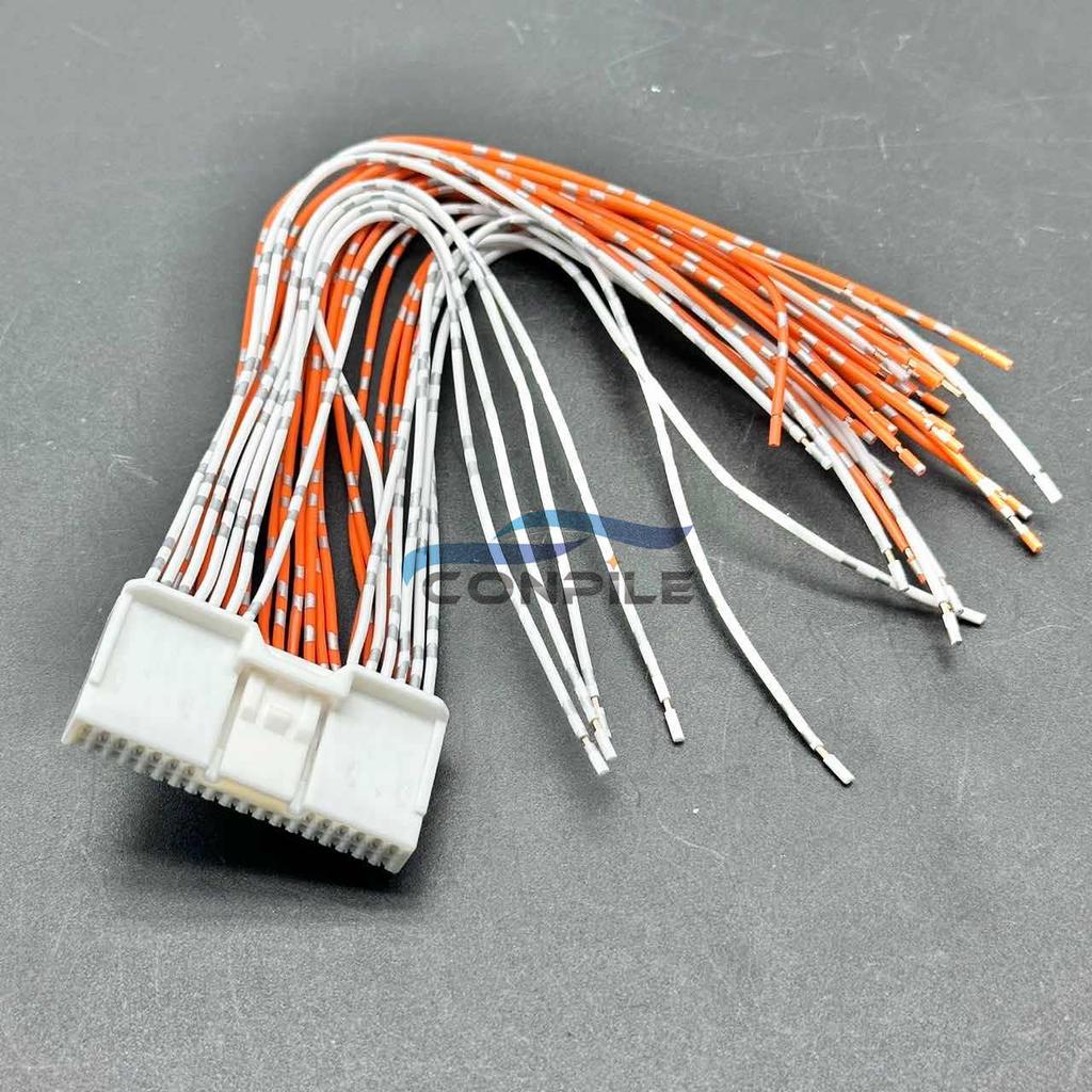1pc for Toyota Lexus 90980-12422 32PIN car module wiring harness plug connector