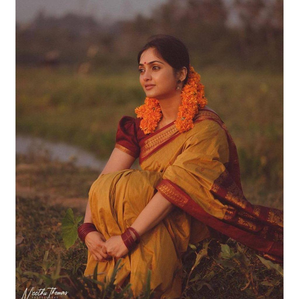 New Launch – Graceful Soft Lichi Silk Saree with Rich Jacquard Weaving & Elegant Pallu Finish