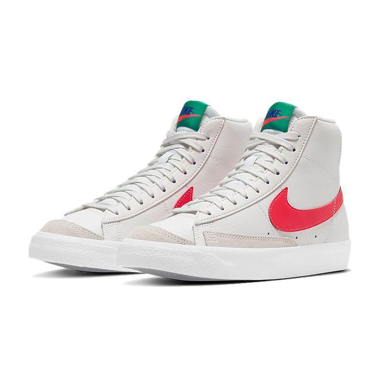 Nike Blazer Mid '77 GS Platinum Tint Bright Crimson Scarpe Lifestyle per Bambini DA4086-004