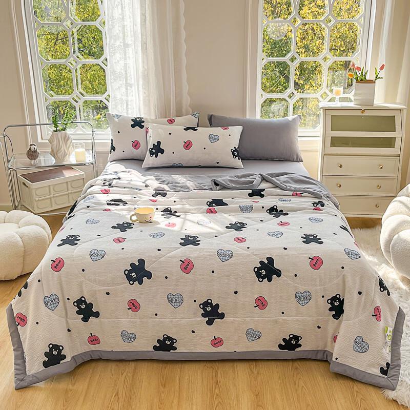 Jumping Bear Bubble Cotton Summer Quilt