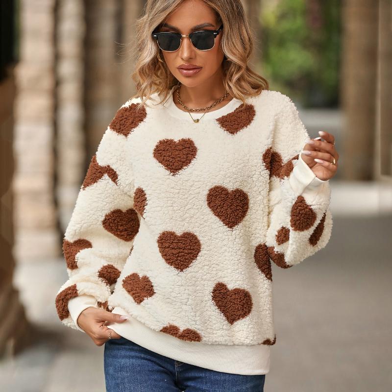 Women's Cozy Fleece Sweatshirt with Heart Print Long Sleeve Crew Neck Casual Fall/Winter Pullover