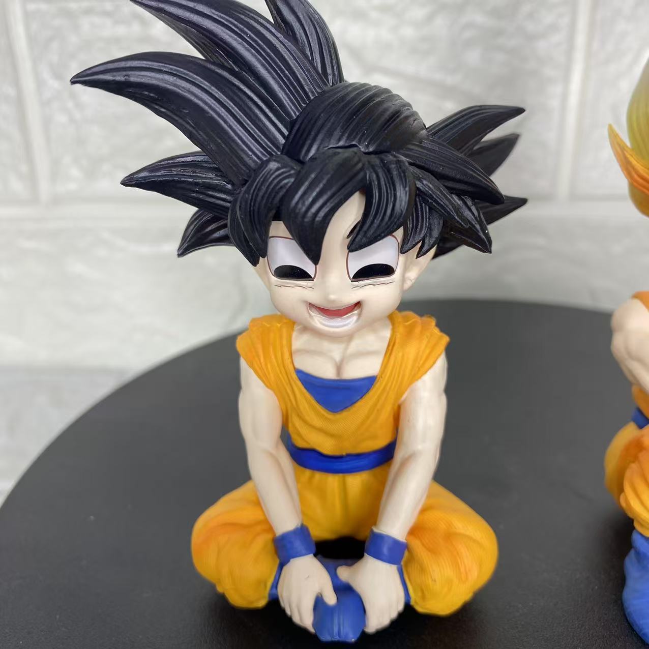 

Anime Dragon Ball Q Version Figure Sitting Posture Goku Cute Action Figure Model Toys Doll Desktop Decoration Gifts No box
