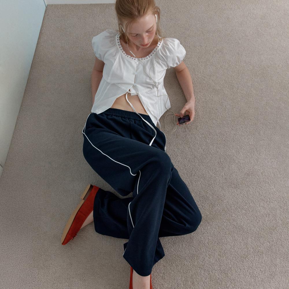 Elssibeui Embroidery Wide Sweat Pants_Navy
