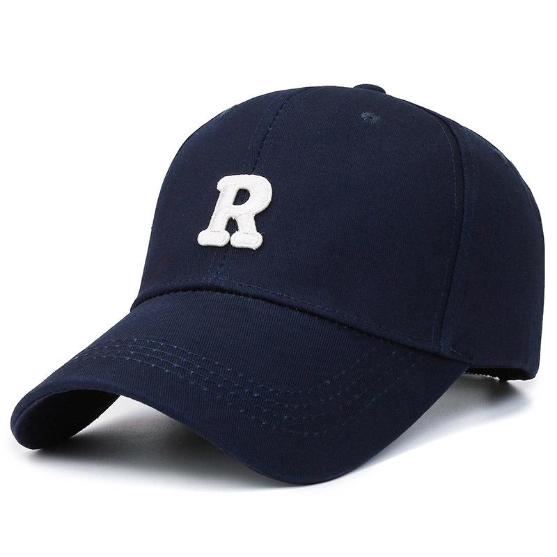 The new letter R baseball cap is on the market, fashionable men and women couples, trendy classic casual