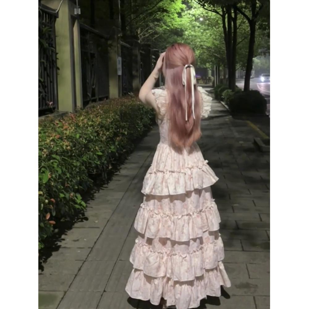 Wear a pink floral suspender dress female long summer beautiful tutu dress seaside princess cake dress