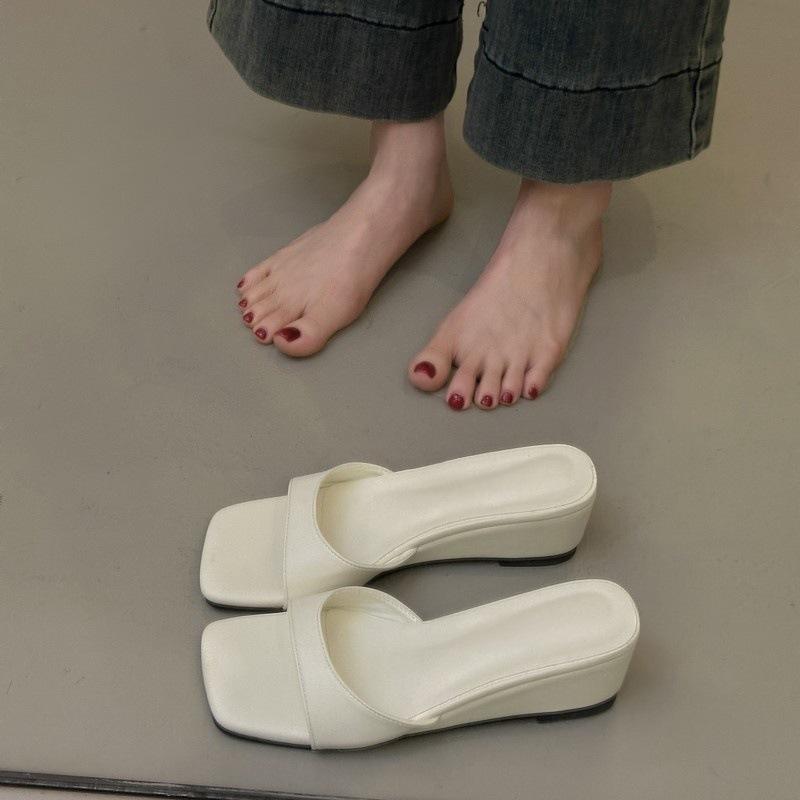 

French simple slope heel one-word slippers female summer wear square head open-toed sandals fairy style with skirt beach sandals 35