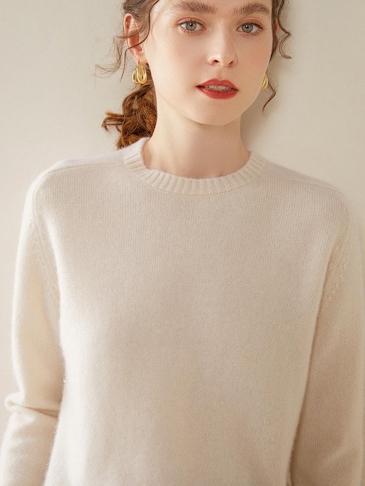 Women's Cashmere Knit Sweater: Cozy Loose-Fit Round Neck for Autumn/Winter