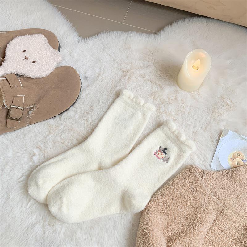 Japanese-Style Dachshund Cartoon Plush Socks - Cute Mid-Calf, Warm, Plus Velvet for Autumn/Winter Four-color Dog, Mink Velvet