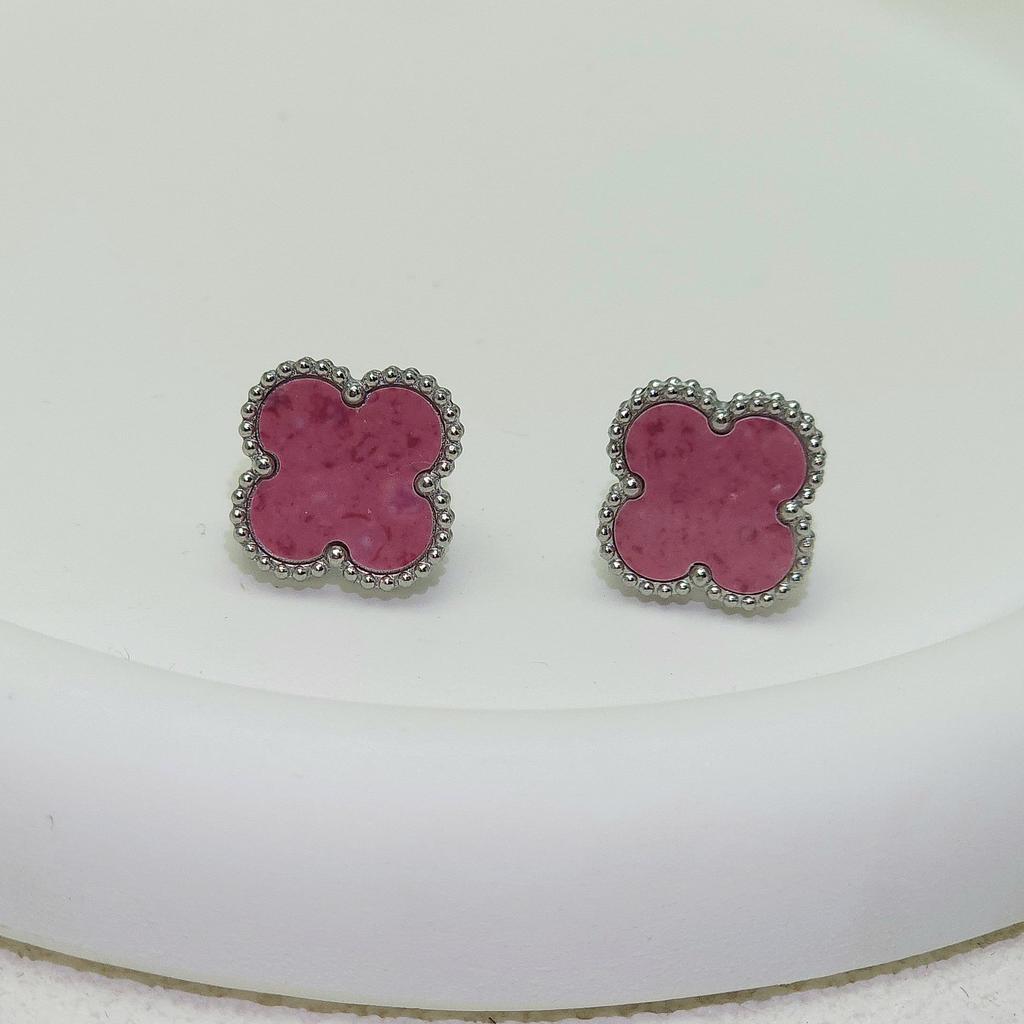 High Quality Titanium Steel Natural Mother-of-pearl Four-leaf Clover Earrings for Women 18K Fashion Premium Earrings