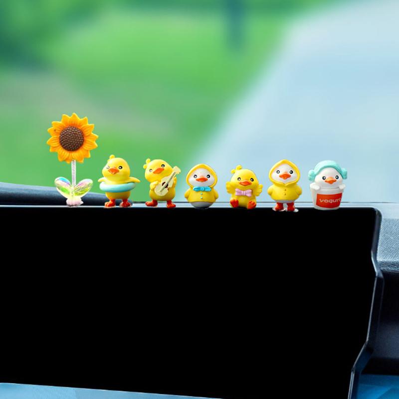 1 Set Cartoon Hars Kleine Gele Eend Model Auto Middenconsole Decor Schattige Auto Versieringen Auto Interieur Dashboard Accessoires