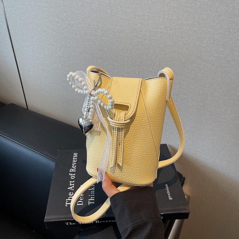 Crossbody Bag Women's 2025 New Trend Fashion Bucket Bag Lychee Pattern Shoulder Bag Mobile Phone Bag