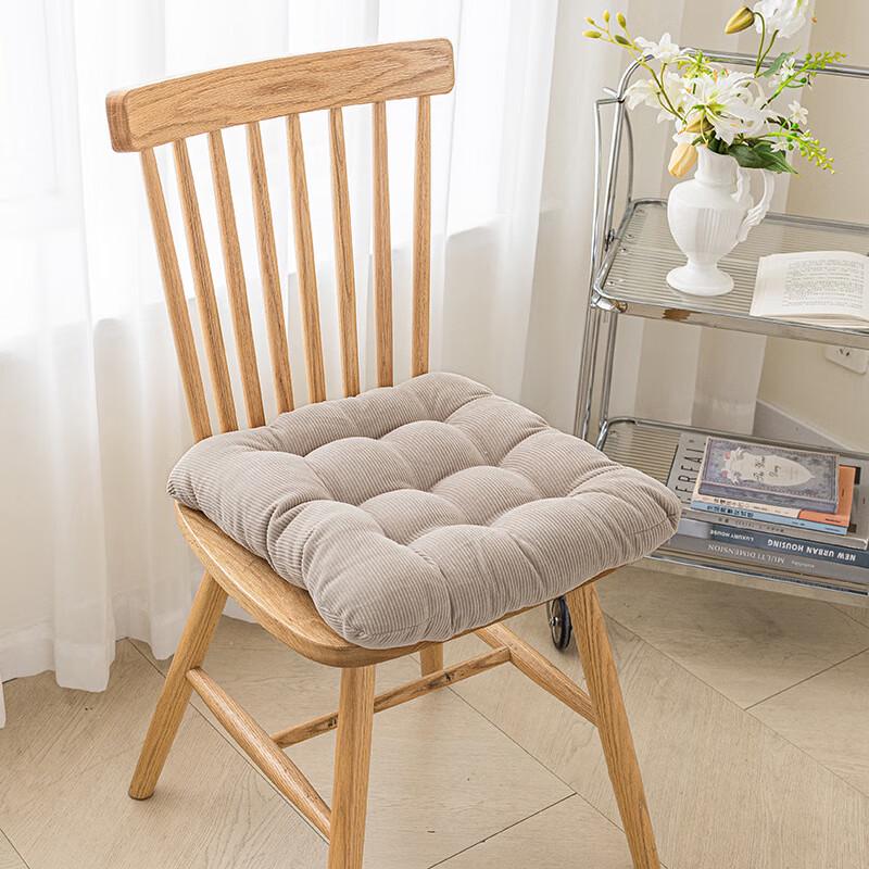 

Chu Rong Winter Thickened Corduroy Seat Cushion 45x45 cm