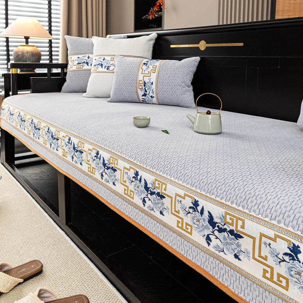 Oriental New Chinese Style Sofa Cushion Cover Chenille Jacquard 4 Season Universal Solid Wood Home Decor Non-Slip Sofa Slipcover