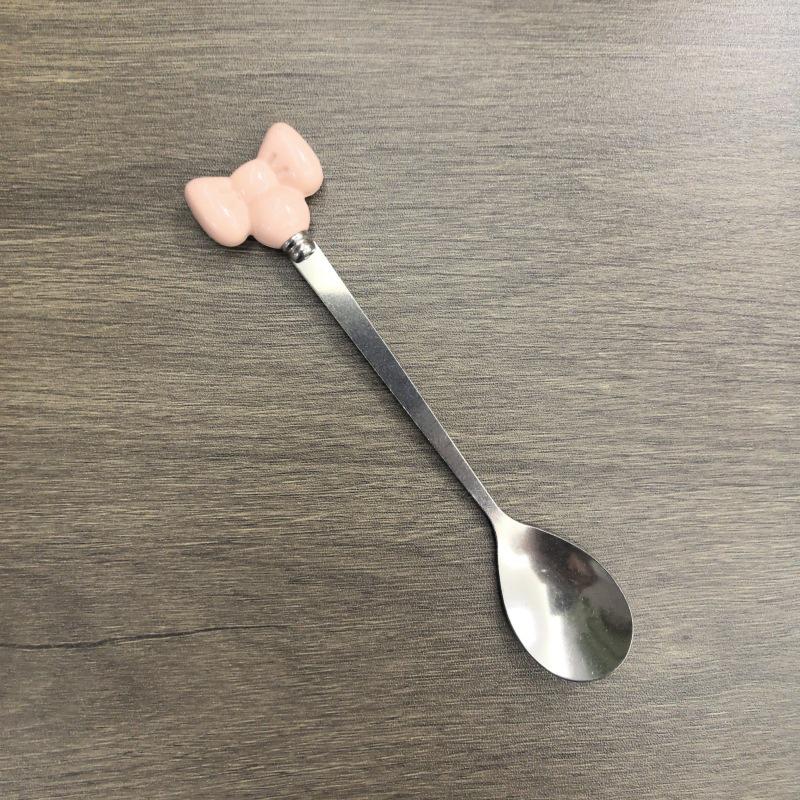 High-Quality Ceramic Mug - Cute and Creative Tea Cup Gift for Girls' Birthdays