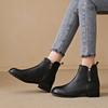 2026 Stiefeletten für Damen Britischer Stil Herbst Neu Spitze Farbe Uni Winter Damen Plus Samt Niedriger Absatz Knöchelhohe Stiefel