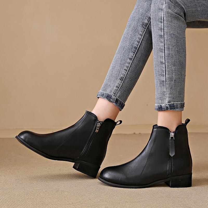 2026 Stiefeletten für Damen Britischer Stil Herbst Neu Spitze Farbe Uni Winter Damen Plus Samt Niedriger Absatz Knöchelhohe Stiefel