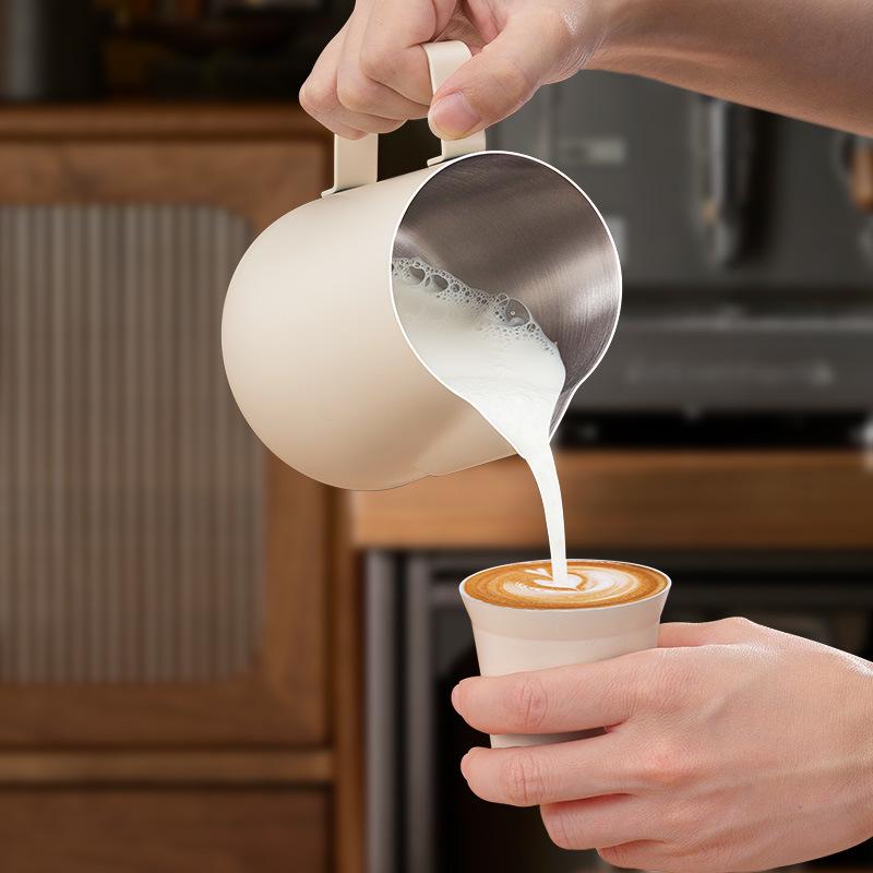 Stainless Steel Milk Frothing Latte Art Cup with Pointed Spout – Coffee & Tea Pot for Baristas