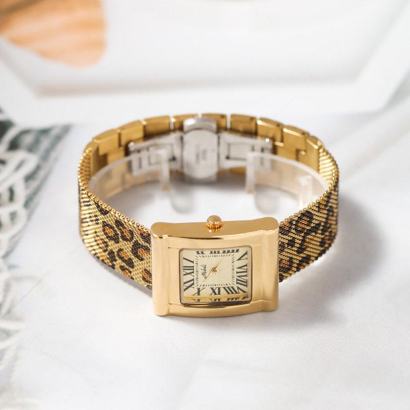 New Kai Leopard Print Women'S Watch, Stainless Steel Strap, Large Dial, Stylish And Trendy, Retro And Unique Women'S Watch