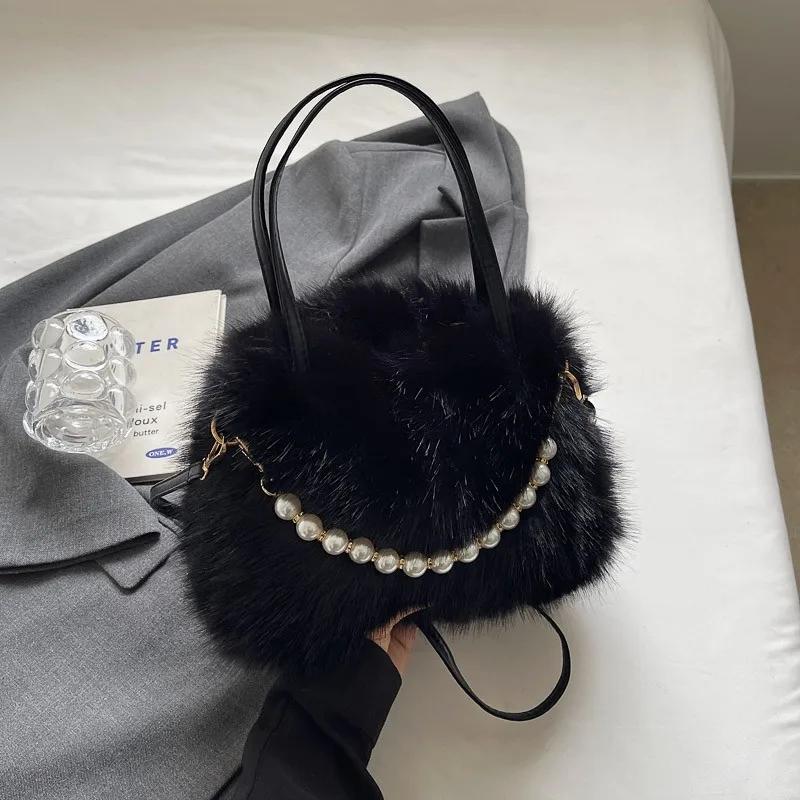 

Женская сумка с жемчужной цепочкой и мехом, сумка через плечо, уникальная сумка на плечо, элегантная и модная, премиум-зима, новая