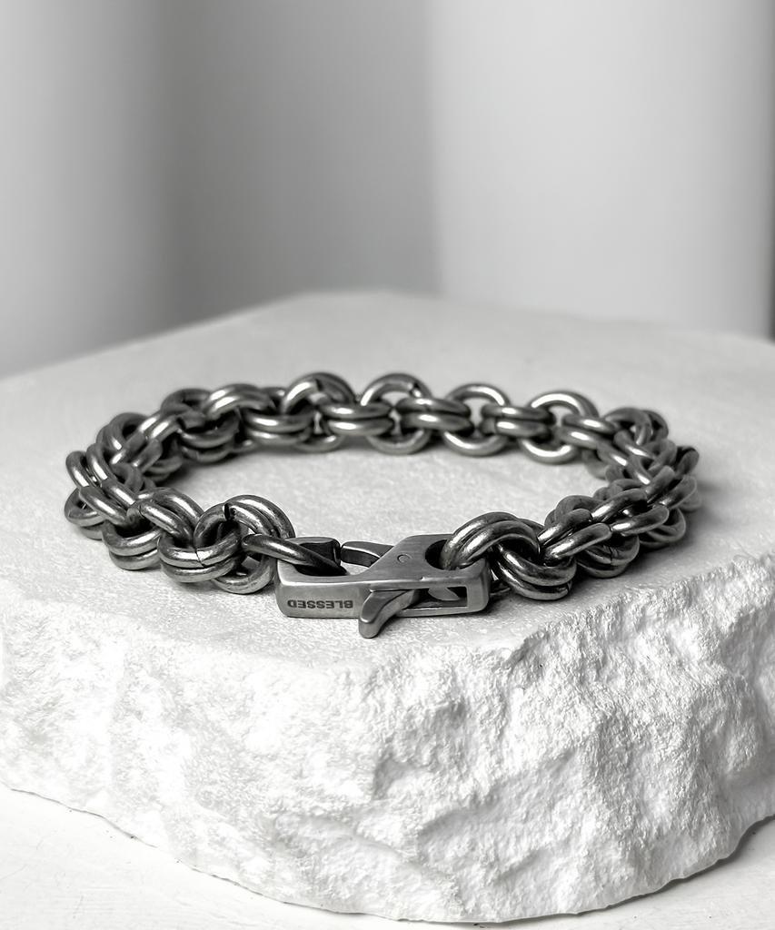Blessed Bullet Blessed_Double O-Chain Box Link Bracelet