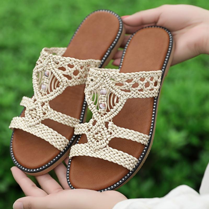 Retro vacation style woven cool slippers women's outer wear summer new niche flat sandals