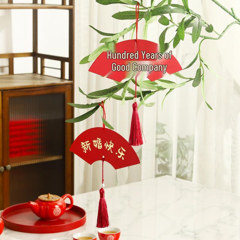Red Xi Lantern Wedding Decoration Set with Bride Photo Props and Chandelier