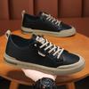 Nuove Sneakers Basse da Uomo in Pelle Morbide Resistenti Bianche Casual alla Moda Versatili Ispirate allo Skate per Streetwear Quotidiano