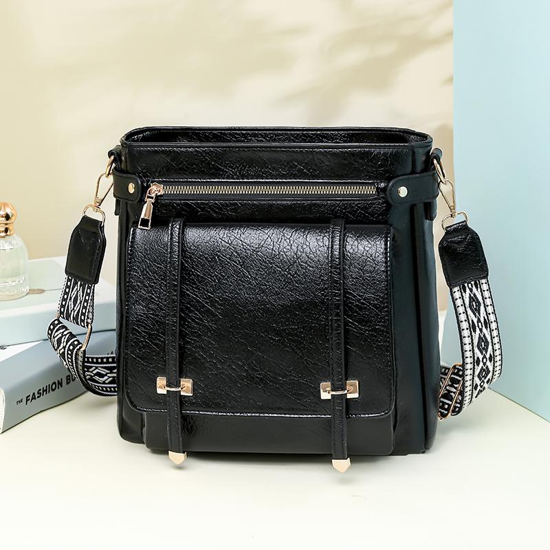 Women's Shoulder Bag Large Capacity Multi-Pocket Bucket Bag Commuter Crossbody Bag