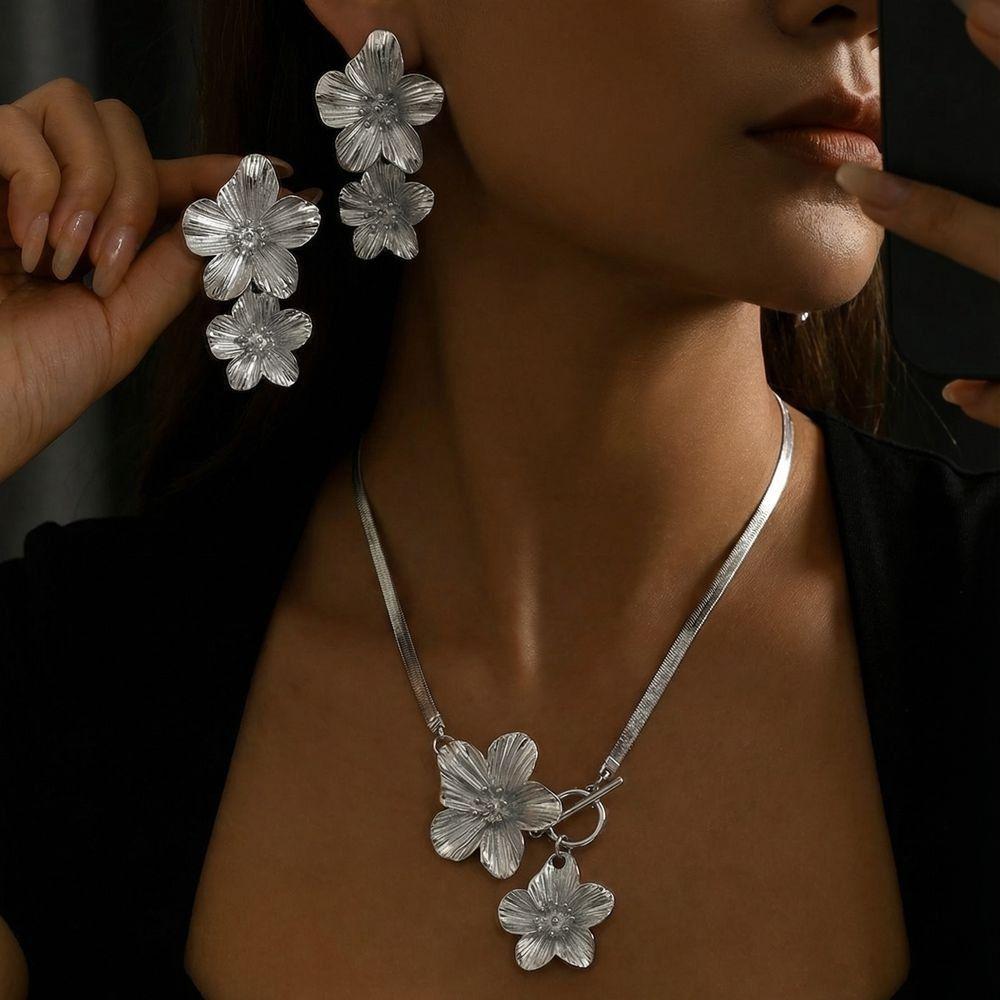3pcs/Set OT Clasp Floral Earrings Jewelry Sets Exaggerated Snake Chain Necklace Summer Beach
