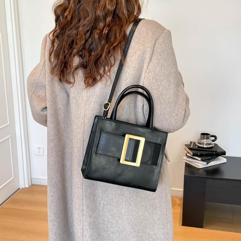Retro small square bag women's  new fashion portable messenger bag winter solid color texture shoulder bag