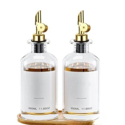 Convenient Automatic Oil and Vinegar Dispenser Easy To Clean Glass Seasoning Bottle Reliable Condiment Container Tool