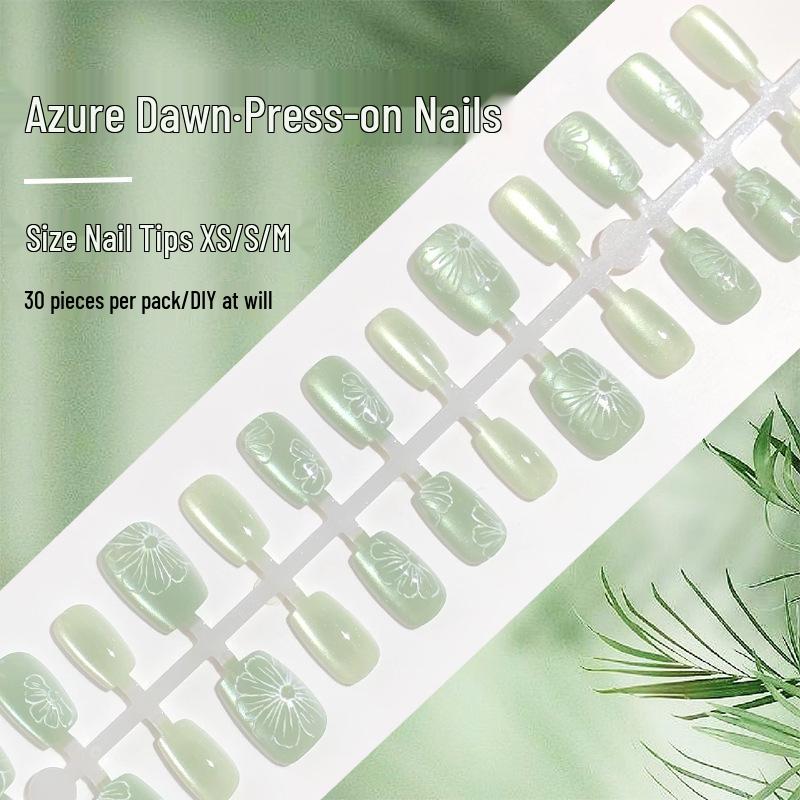 

Petal Cat Eye Wearable Nails: Fresh Summer Green & Short Flower Design [30 Pieces] Pre-dawn Green [XS/S/M]