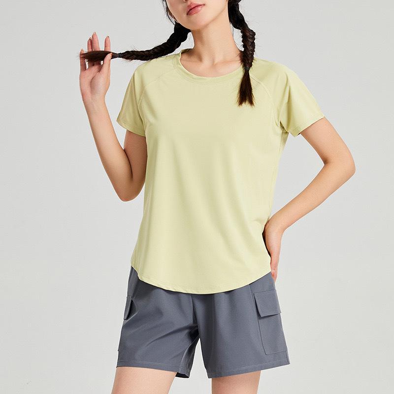 

2024 Women s Plus Size Quick-Dry Hollow Back Sports Top: Summer Short Sleeve Yoga & Running T-Shirt 2XL