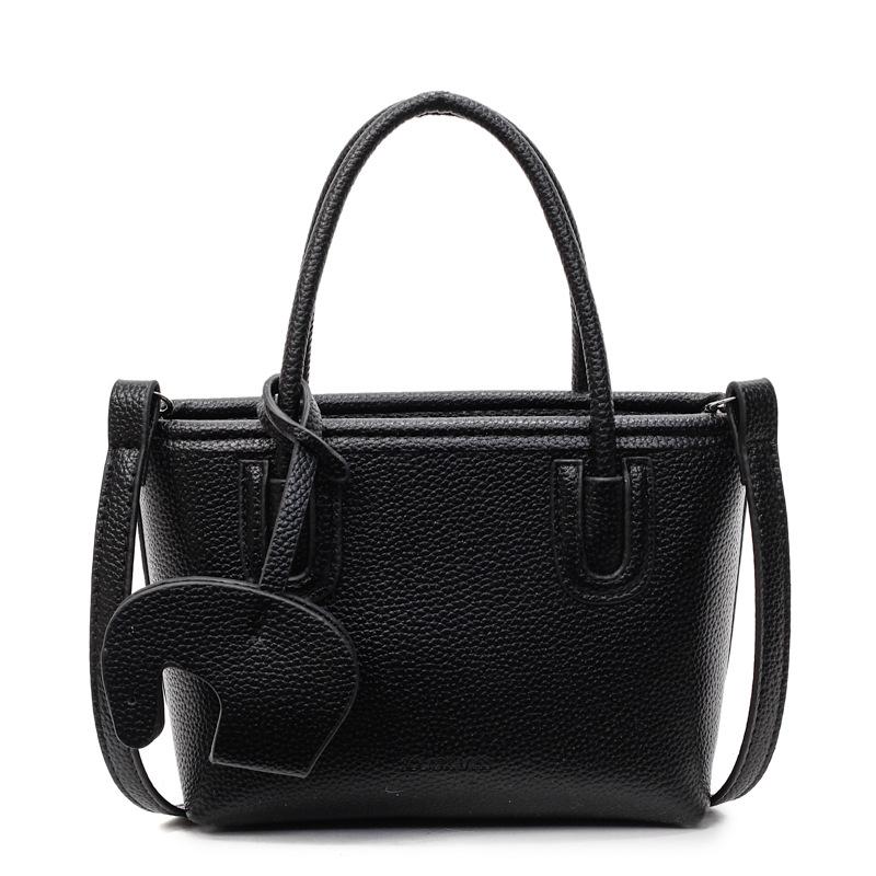 Fashion Retro Bucket Bag Women's Korean Version of Simple Casual Shoulder Bag 2025 New Niche Design Portable Messenger Bag