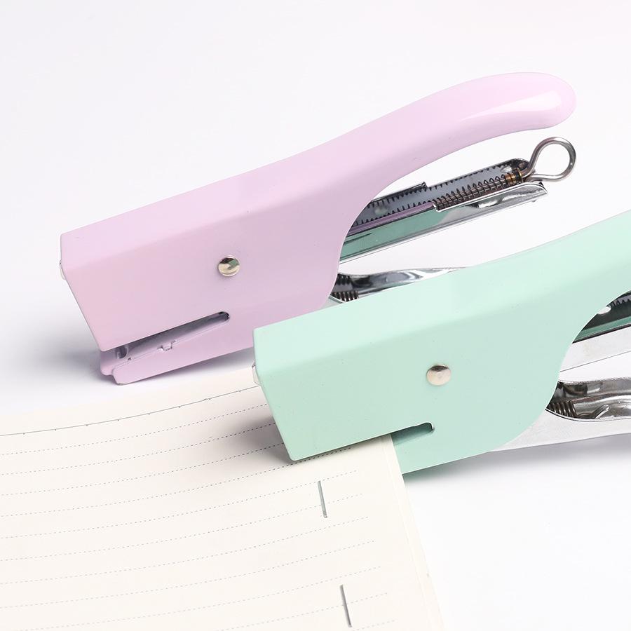Macaronfärg Handhållen Metall Arbetsbesparande Häftapparat 12#