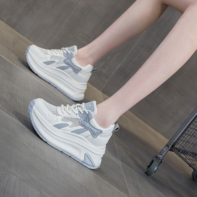 Small man thick-soled height increase Forrest Gump shoes women's 2025 new little white shoes casual fashion versatile breathable sports women's shoes