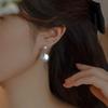 Natural freshwater button pearl earrings women's gentle and elegant button French romantic stud earrings 925 silver needle flat piece