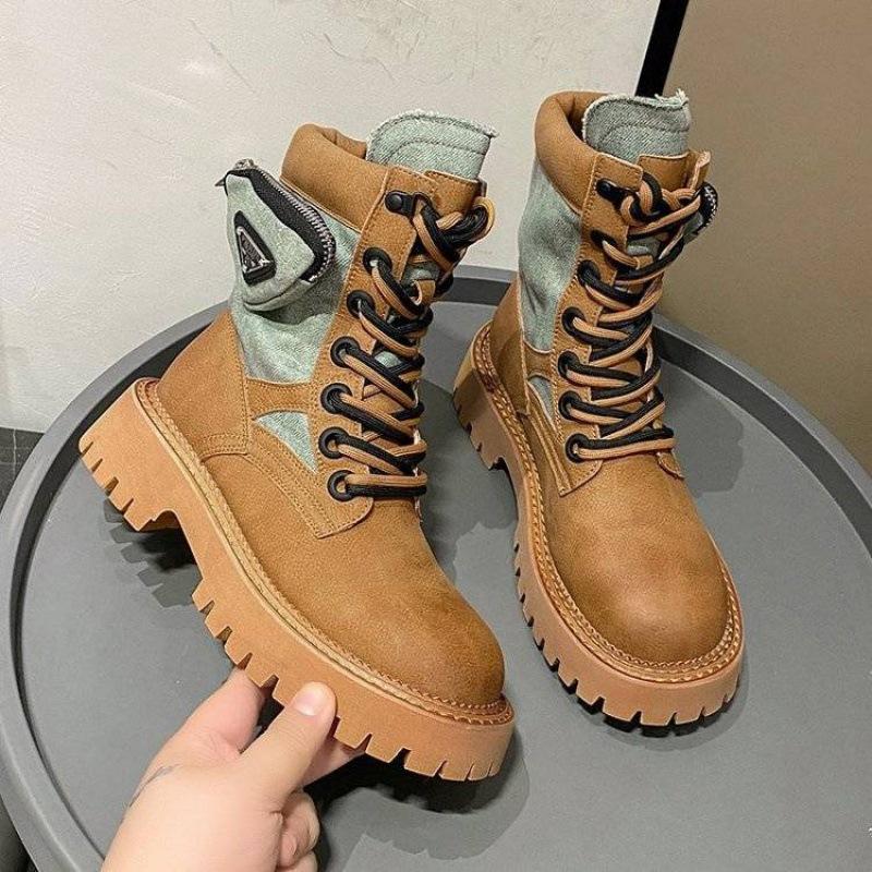 

Джинсовые карманы из натуральной кожи с детскими ботинками на толстом каблуке для утолщения.