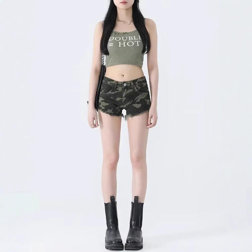 Women's Low Waist Camouflage Frayed Denim Shorts - Summer Retro Style, Petite Fit, Tight and Versatile Hot Pants